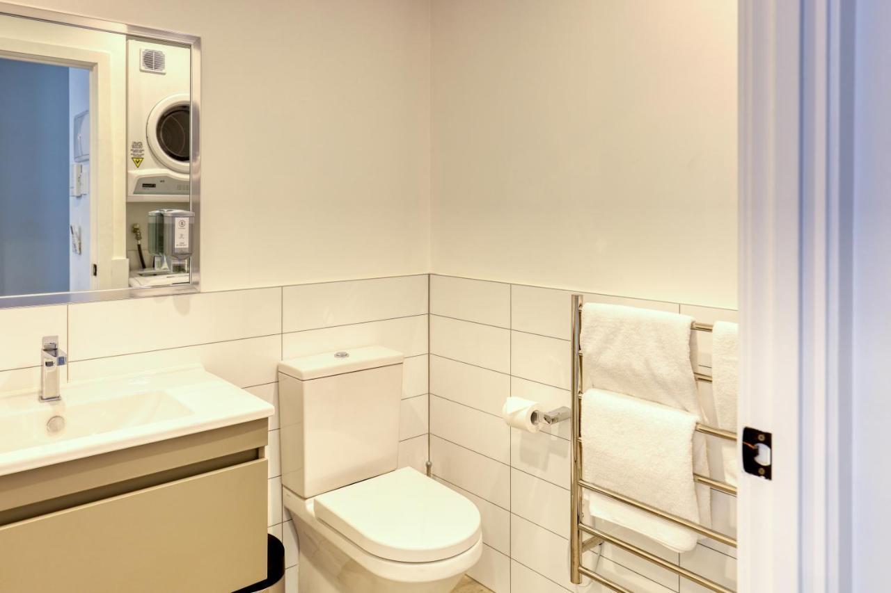 Ramada Suites By Wyndham Victoria Street West Auckland Buitenkant foto