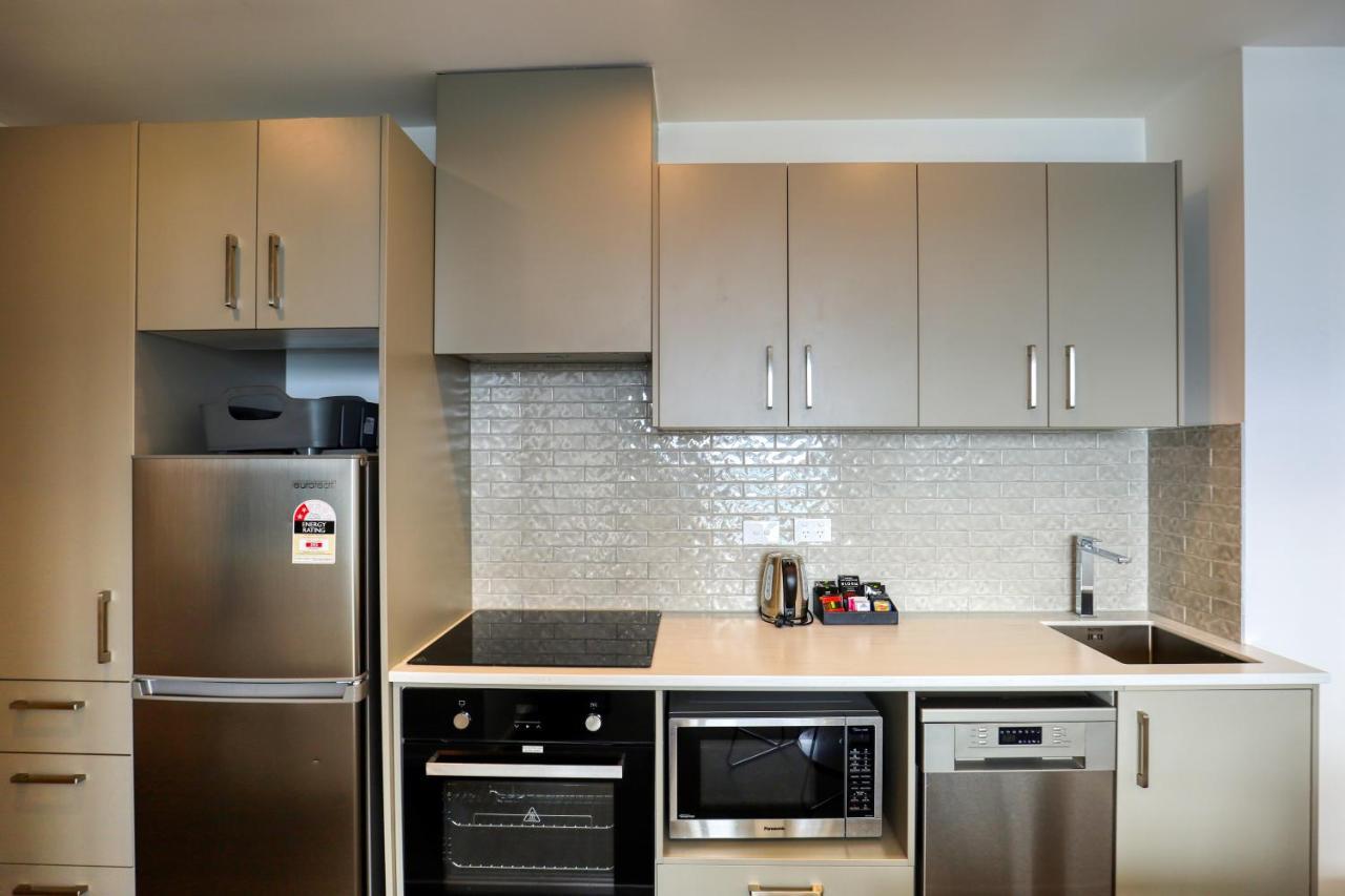 Ramada Suites By Wyndham Victoria Street West Auckland Buitenkant foto