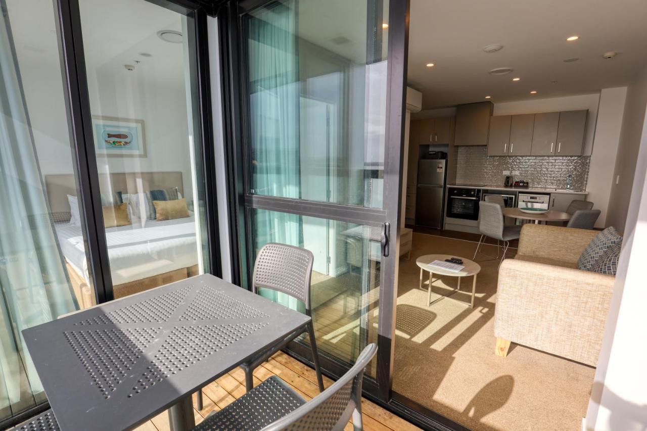 Ramada Suites By Wyndham Victoria Street West Auckland Buitenkant foto